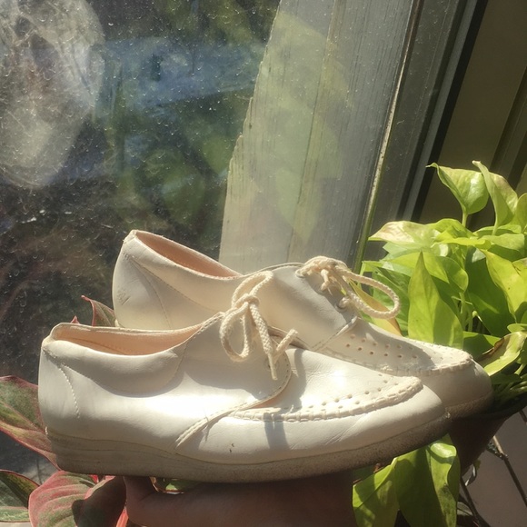 CuteVintage Shoes 🌼 Laced Sneakers Mocassin - Picture 1 of 16